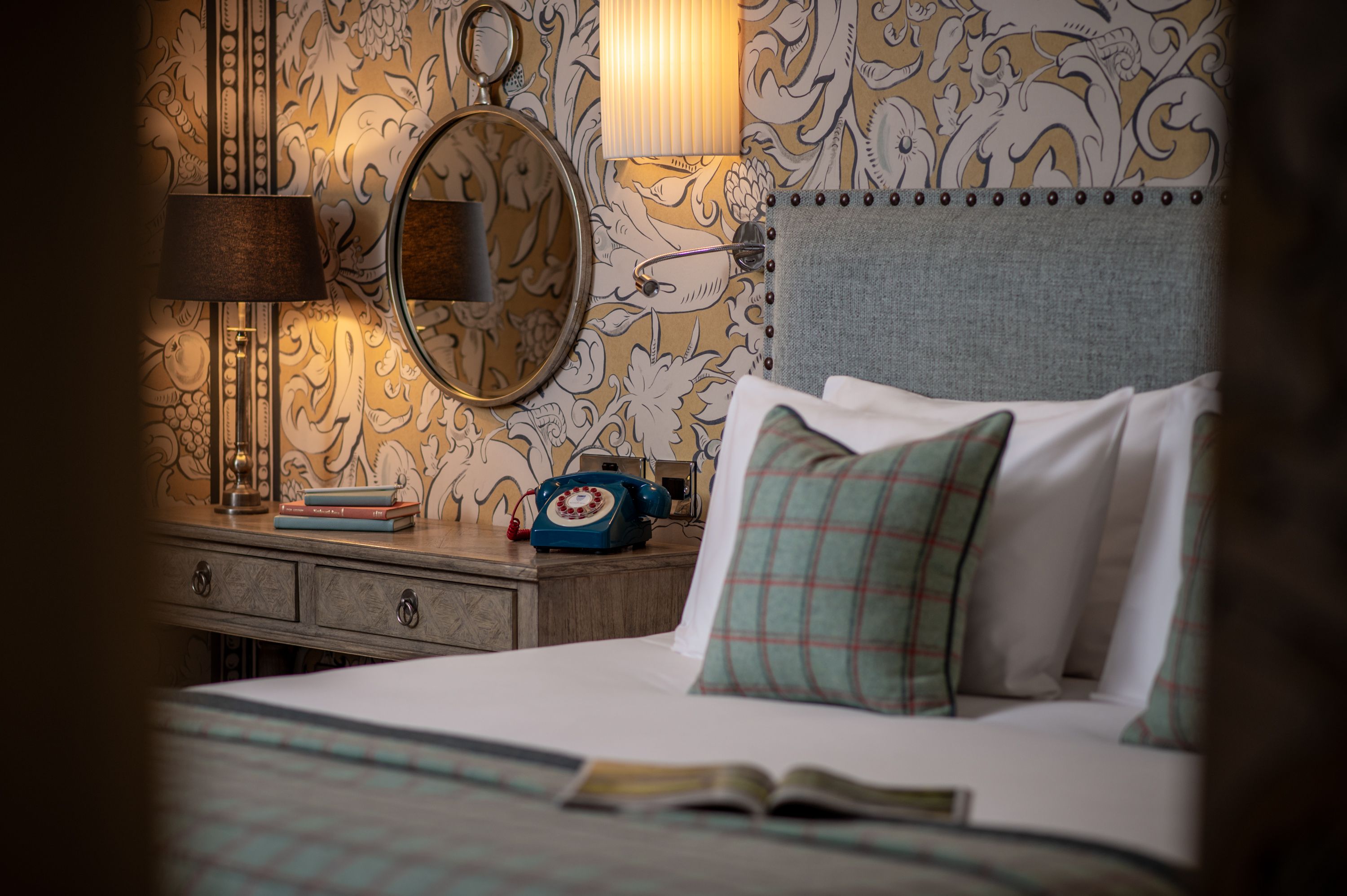 bedroom corner details